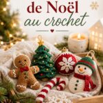 Photo de décorations de Noël au crochet embellissant un sapin.
