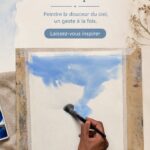Peinture aquarelle représentant des nuages simples et délicats sur toile.