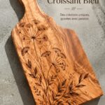 Une gravure élégante réalisée avec le Blu Crescent sur bois